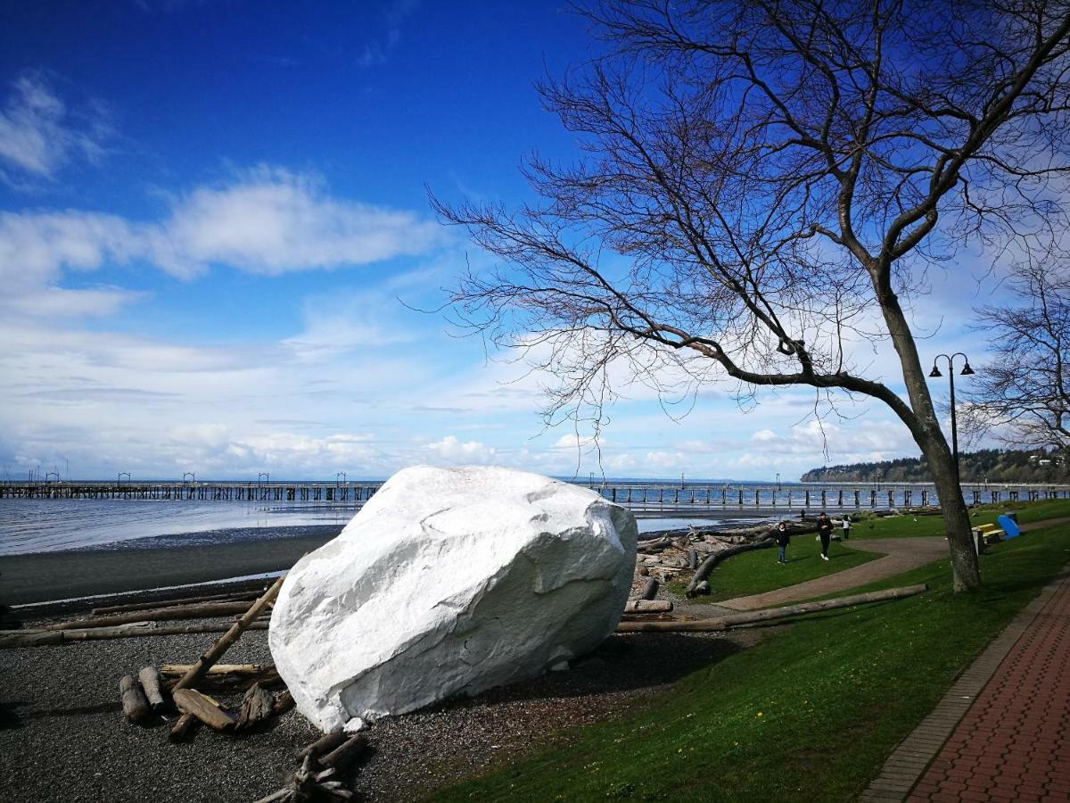 Hotel White Rock Pacific Surrey Exterior foto